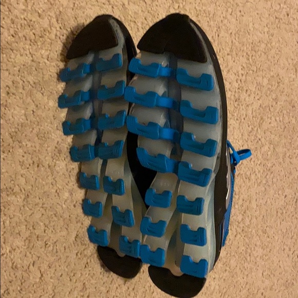 Blue and black Adidas - Picture 5 of 5